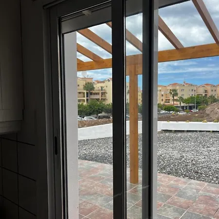 2 Bedroom Cristianos Tenerife Tamaragua Сasa de vacaciones Arona (Tenerife)