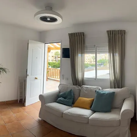 2 Bedroom Cristianos Tenerife Tamaragua