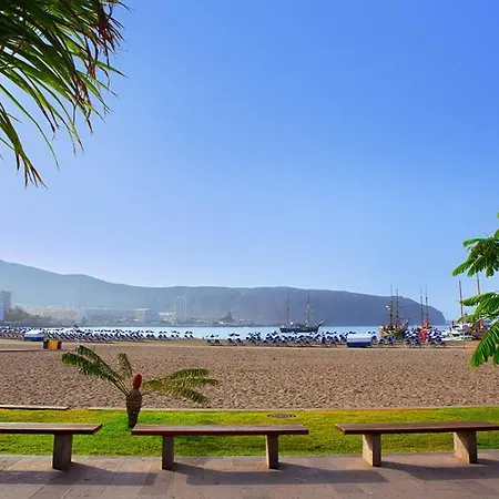 2 Bedroom Cristianos Tenerife Tamaragua Сasa de vacaciones