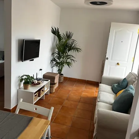 2 Bedroom Cristianos Tenerife Tamaragua Ferienhaus *
